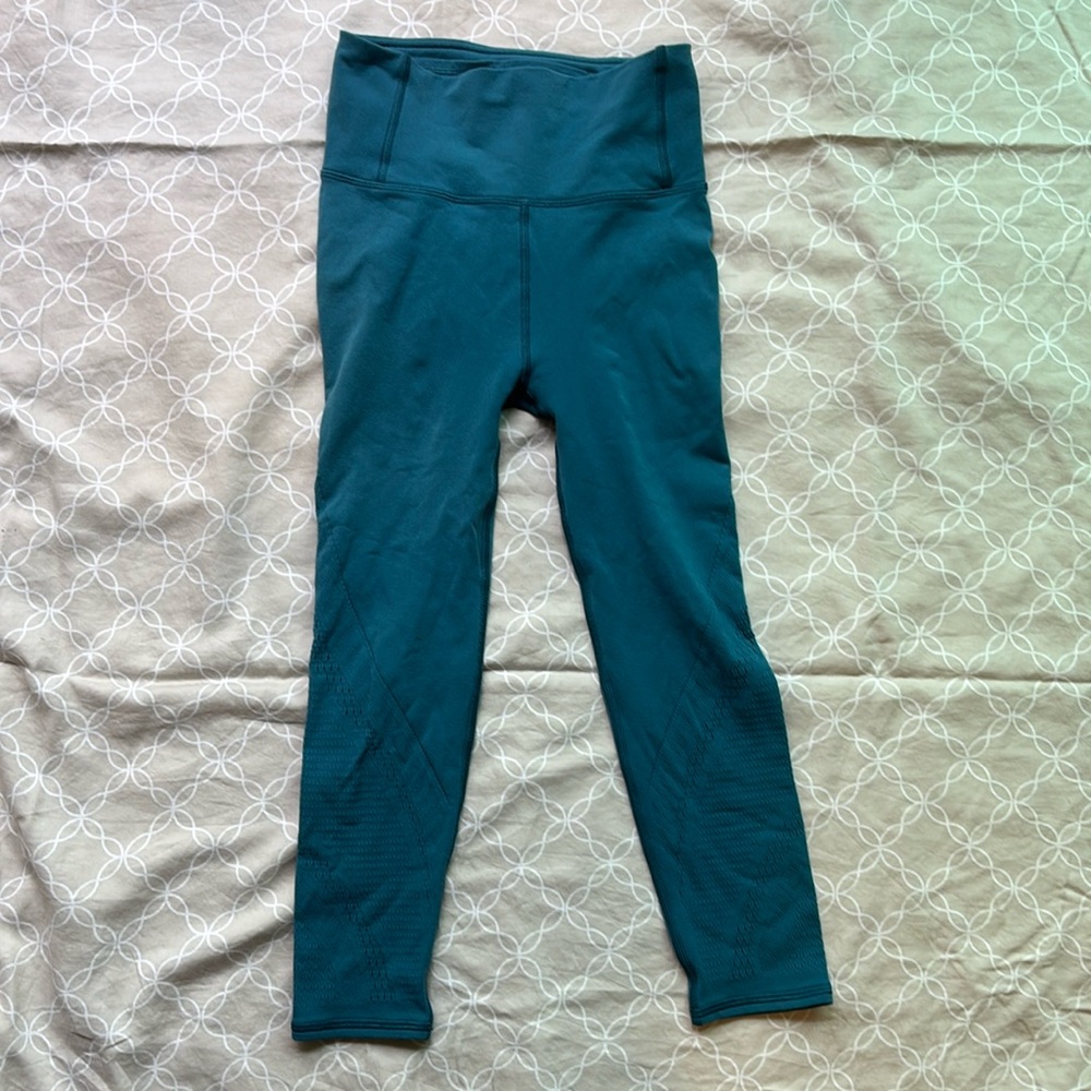 Lululemon crop perforated leggings 4